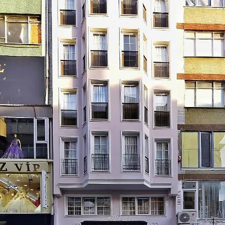 Serai 4*
