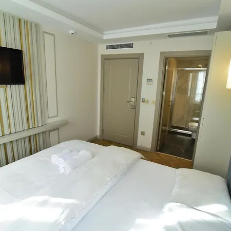 Serai 4*