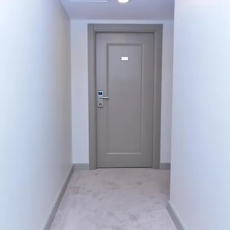 Hotel Serai