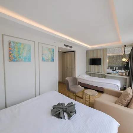 Hotel Serai