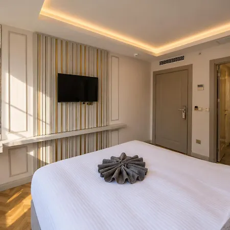 Serai 4*